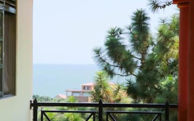 Rosemary Courts Bed And Breakfast เอนเทบเบ้ ภายนอก รูปภาพ